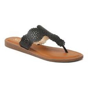 XOXO Rally Floral Cutout Thong Sandals Black Size 6